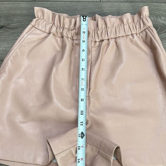 Wilfred By Aritzia Speechless High Waisted Tuscany Rose Vegan Leather Shorts 2 - Picture 7 of 10